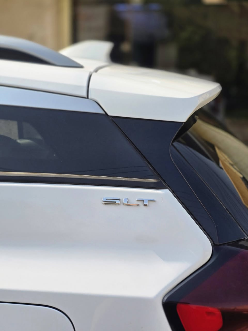 السلام عليكم السعر175 وبيها مجال للشراي
للبيع Gmc تيران 2022 مواصفات Slt
ماشية 50 ميل
مابيها تبديل ولا قطعة 
فقط صبغ بخشم البنيد 
دخول ذكي اربع ابواب
نظام فور ويل 
كشنات ميموري 
بصمة
تشغيل عن بعد
تحكم ستيرن
شاشة
تبريد قطعتين 
تدفئة مقاعد
محرك 1500 تيربو
كشنات جلد
كامرة خلفية
جنطة كهرباء 
انماط قيادة
وباقي الموصفات المعروفة عن slt
