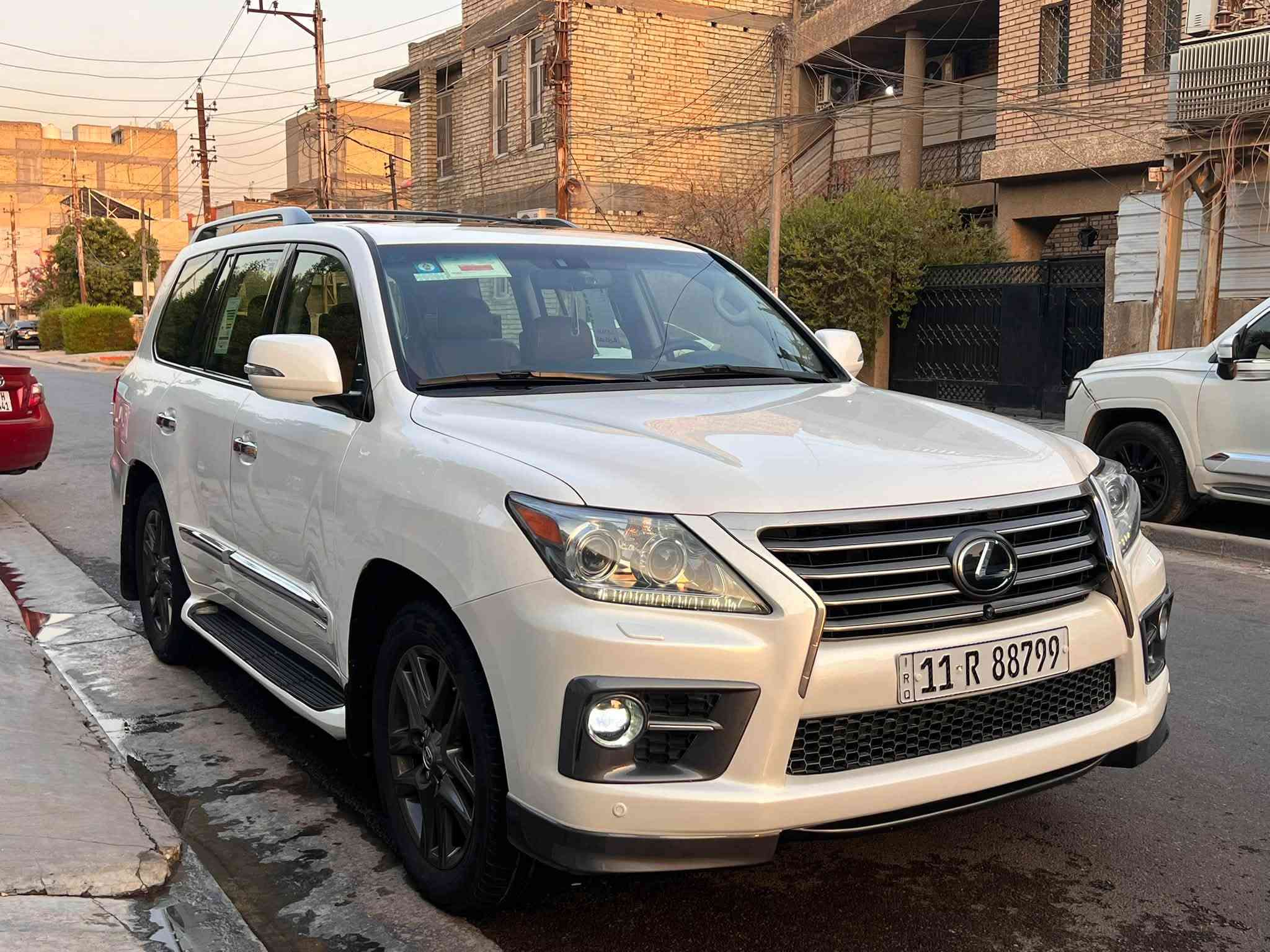 سلام عليكم لكزز 2014 خليجي LX5700 ماشيه 79 على وضع الشركه كامله بدون نقص تخم تاير باتري جديد كير مكينه تبريد ثلج مكينه 8 سلندر رقم بغداد بسمي فول السياره S اعلى مواصفات بالكزز فتحه بصمه داخل جلد قرميدي كشنات كهرباء تدفئه تبريد خزن ميموري السياره نضام جكات تبريد بيانو رادار امامي وجانبي كامرات محيطيه شاشه بلاديه شاشات بالكشنات بلاد بصمات عدد 2 جنطه كهرباء ثلاجه انضمه قياده تحكمات فول ارضيات الشركه بيه السياره مكفوله من الضربه عدا شبر صبغ بالباب الخلفي عكس السايق بدون فتح السعر 365$ وبيه مجال بسيط مكان السياره المنصور 

‭***********‬
