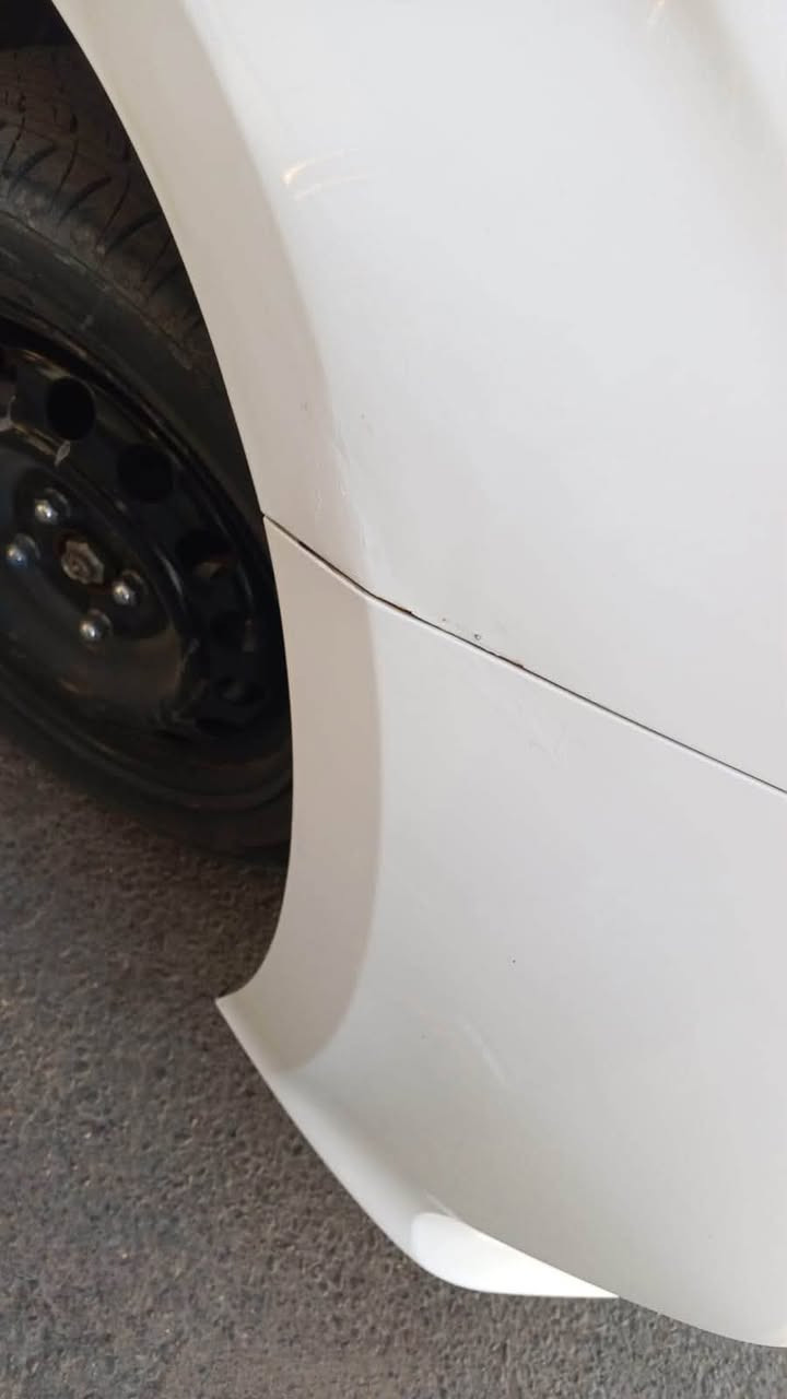 شانجان موديل ٢٥ أريدها ب٧٥٠٠ ونص. باقي عليها تسديد ١٠ ونص مكفولة كفالة عامة. استفسار. *********** مكاني بغداد الدورة قسط شهري ٥٠٠.   سيارة مال صاحبي. مكلف بلنشر ملاحظة سيارة بيها منظومة غاز
