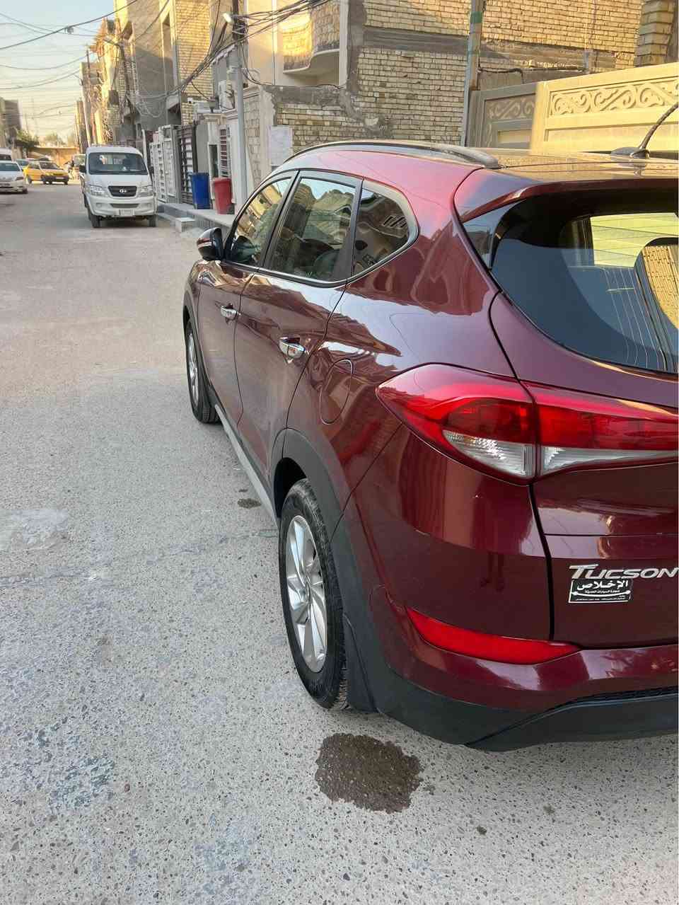 *للبيع 

هونداي توكسان امريكي 2000 GDI
موديل 2017 رقم بغداد مشروع وطني 
المواصفات :
* بنوراما
* رادار نقطه عمياء 
* مري قابله للطي
* مري كهرباء
* كشافات زينون
* ليد نهاري
تحكم ستيرن 4 جهات
* كامره دواره
* مسجل بلادي وشاشه لمس 
* بلوتوث /CD/AUX
* مقاعد جلد
* تدفاه المقاعد الاماميه 
* تدفاه المقاعد الخلفيه 
* مقعد السائق كهرباء
* منضومه تبريد مدامه
* بطاريه جديده
* حداديه مدامه
الضرر جاملغ وربع البنيد رباك بردة فقط  والسونار والفحص موجود العنوان بغداد الزعفرانيه  *********** بغداد, العراق
