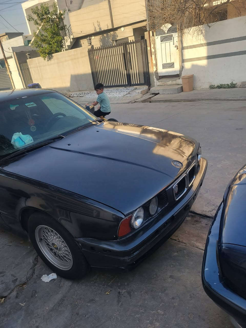 بي إم 525 • ١٩٨٧ • رقم بغداد