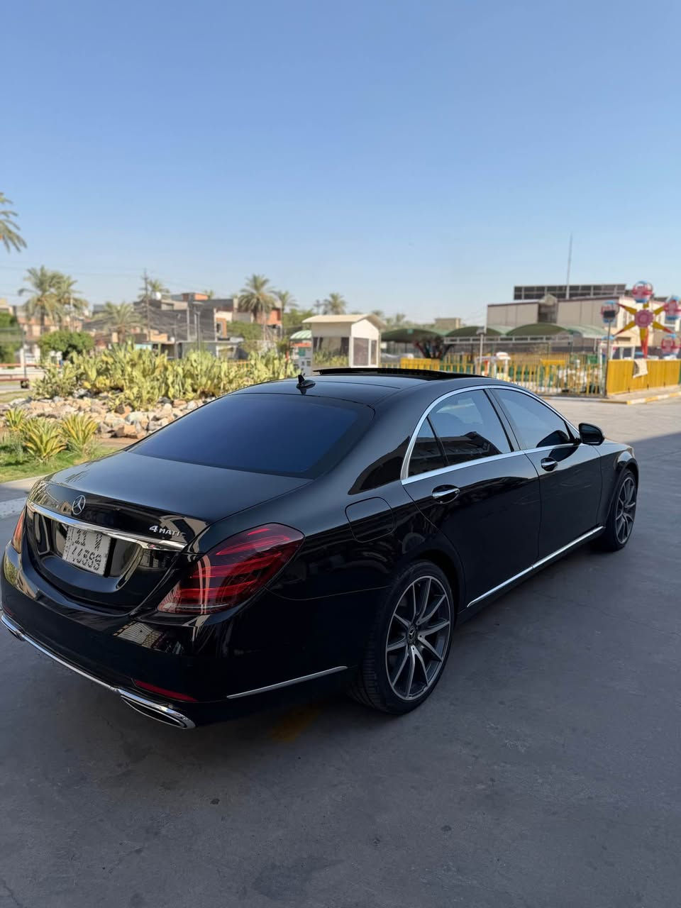 السلام عليكم 
مارسيدس s-class 
موديل ٢٠١٨ باب طويل 
ماشيه ١٣٥ الف 
رقم بغداد باسمي مشروع وطني 
سياره جاهزه وكامله ومناقصها شي 
وارد امريكي كلين تايتل جتي بيها قطعه كلير من امريكا قطعه وحده فقط والباقي مكفول من الشخط والرصعه والفتح 
السعر ٣٩٠٠٠ الف دولار وبيها مجال 
مكاني بغداد الخضراء 
رقم الهاتف *********** بغداد, العراق
