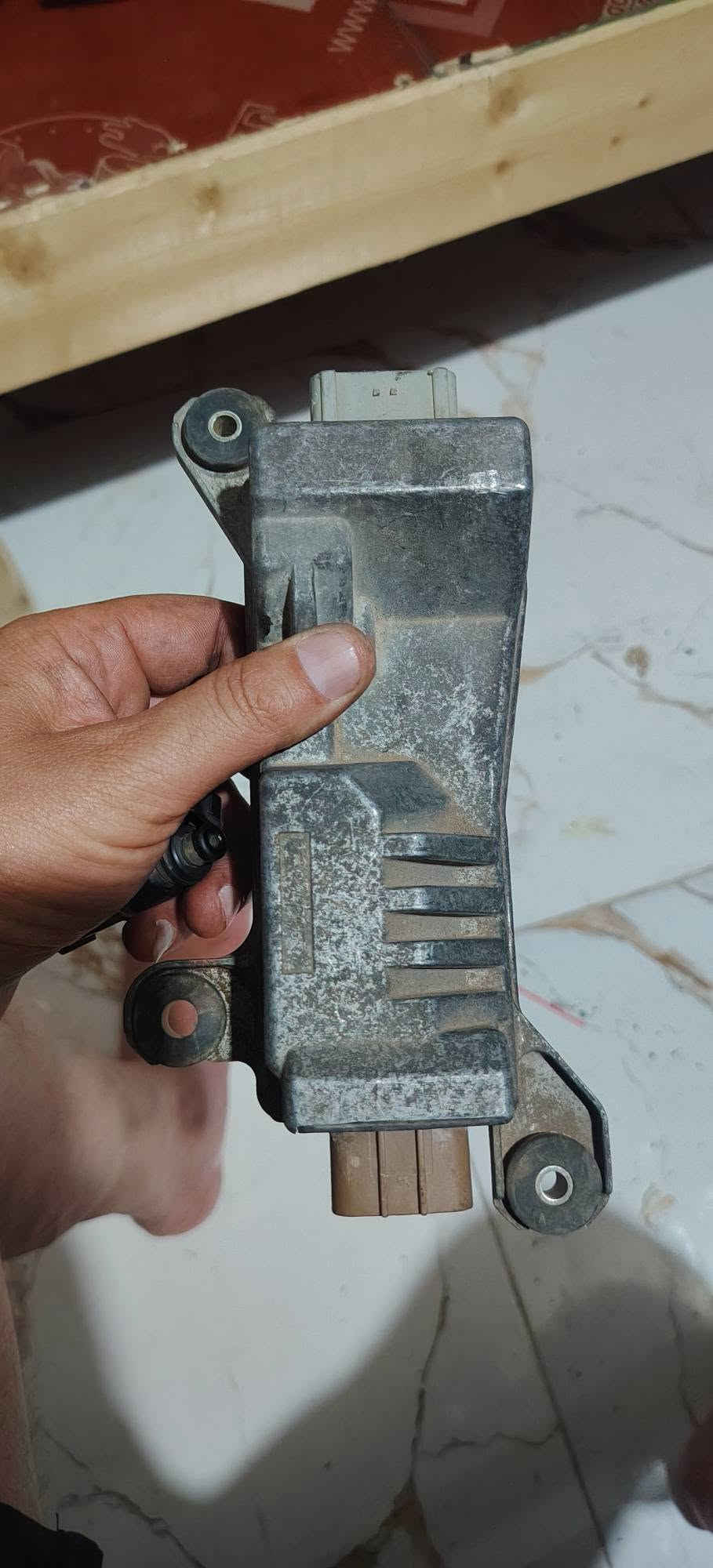 السلام عليكم غراض للبيع جوه السوك شتريد راسلني وتدلل توصيل موجود
