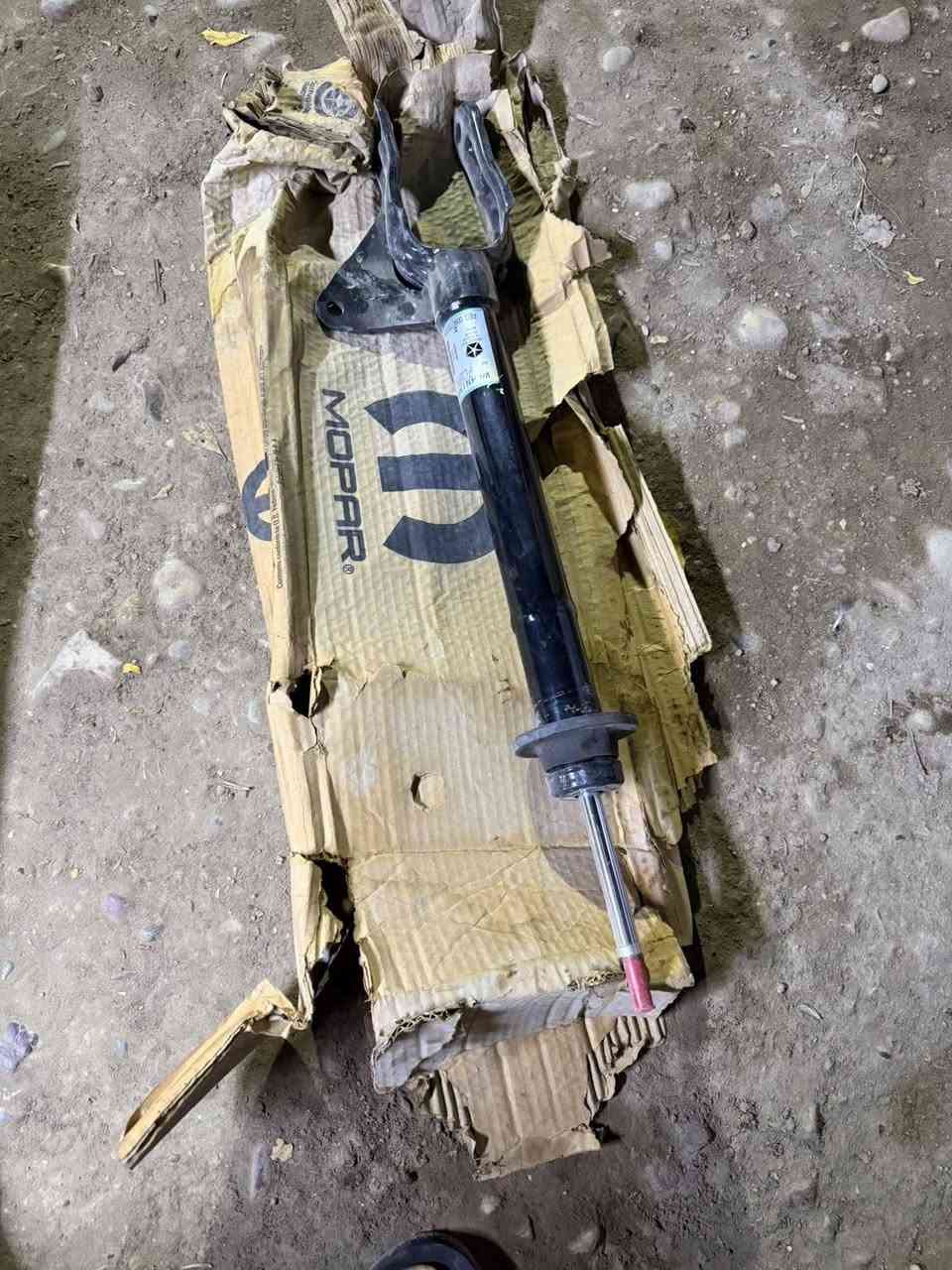 من رخصت الدمن .
دبل امامي ايسر مال جيب .١٠٠ .
وبي مكال ***********
