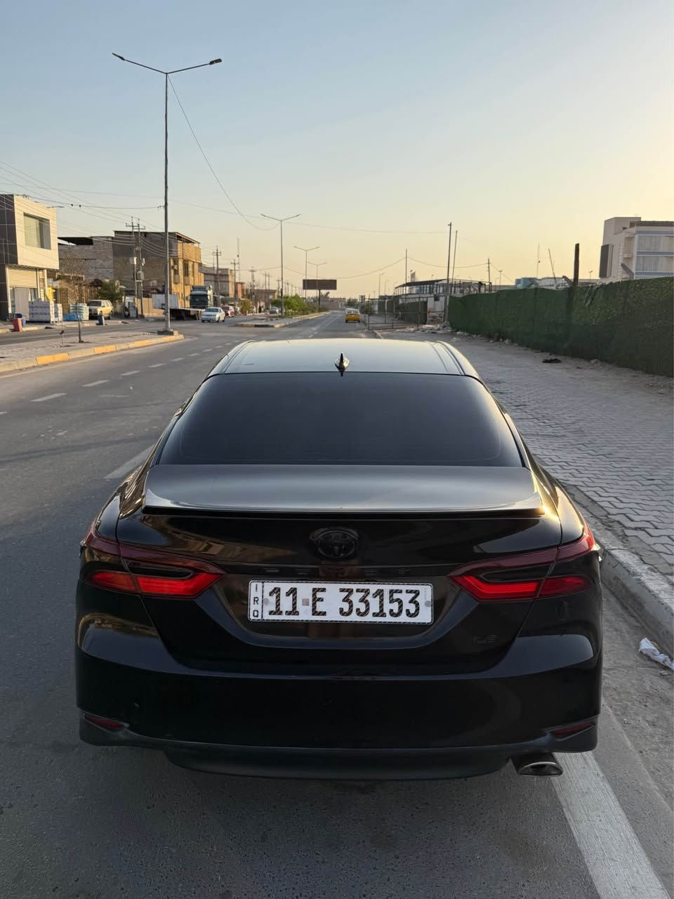 كامري موديل 2022 رقم بغداد بأسمي  وارد امريكي 
مكفولة كفاله عامه من الضربه والصبغ والتبديل 
ماعدا طخه بالجاملغ الخلفي ومرجعينه 
 داخله مياه امطار تعمل وتسير بس نهائياً قطره ماي مواصلتله وحته نسبهه مابيه 
كير ومحرك وحداديه وتبريد كفاله 
مواصفات:
•رادار امامي وحساسات أماميه وجانبيه وخلفيه 
•بصمة ،تحكم كشنات  وبعد مواصفات معروفه 
ماشيه 85 ميل 

السعر:183 ورقه
الرقم: ***********
مكاني البصرة البصرة, العراق
