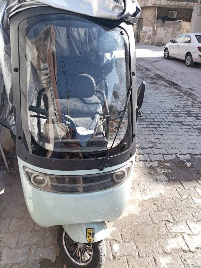 تكتك شحن 2راكب 3 تايرات 5 بطاريات استعمال قليل
السعر مليون و100 وبيها مجال بسيط مكاني الحرية الثالثة واتساب ***********
