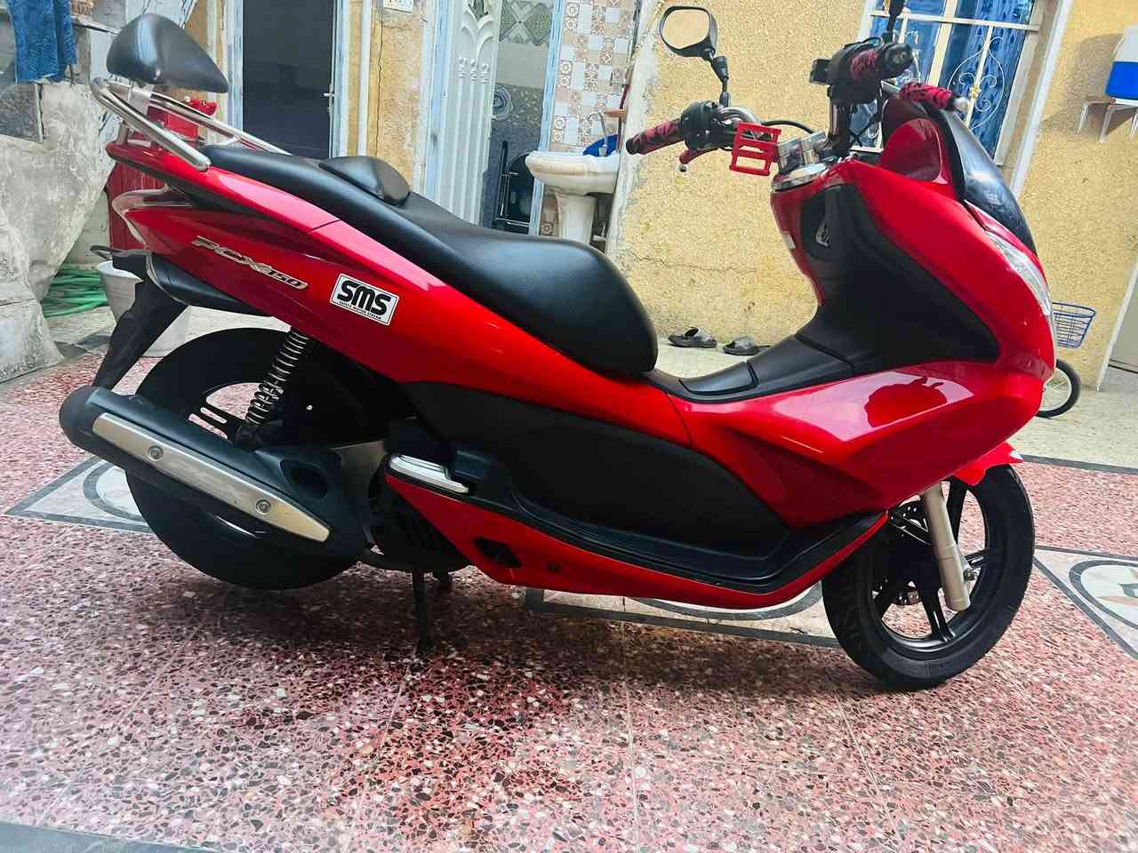 سلام عليكم 

دراجه pcx جيل اول ياباني رمبه وكاله مال بيت الطارش وهاي كادمكم بنشر مالهم دراجه مكفوله جداده فول ماشيه ١٦ الف مكينه 150 مواصفاته حساس زدحام تدفئه اليدات استان كهربائي 

السعر ١٦ ورقه 

مكاني مدينه الصدر 

للستفسار ***********
