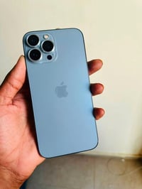 📱 للبيع - iPhone 13 Pro Max  🔹 اللون: بحري 🌊   🔹 السعة: 256GB  🔹 النسخ...