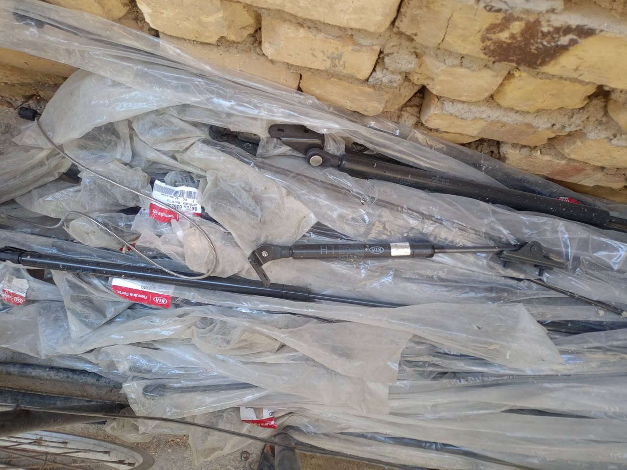 جكات بنيد وجنطه  شركه كيا  للبيع 40زوج وزوج مري ستاركس للبيع مكان حله للاستفسار *********** أو خاص
