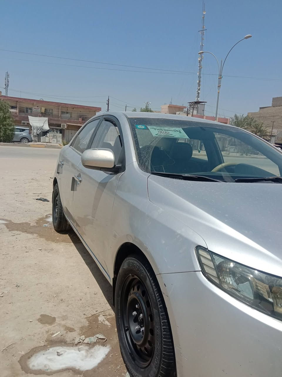 سيراتو خليجي مكفوله من الضربة والصبغ والتبديل بيه شخوط بسيطه كير محرك حداديه تخم تاير تبريد جاهزات السياره جاهزه مابيها اي نقص رقم بغداد تحويل مباشر السعر 83 مكاني بابل للاستفسار ***********
