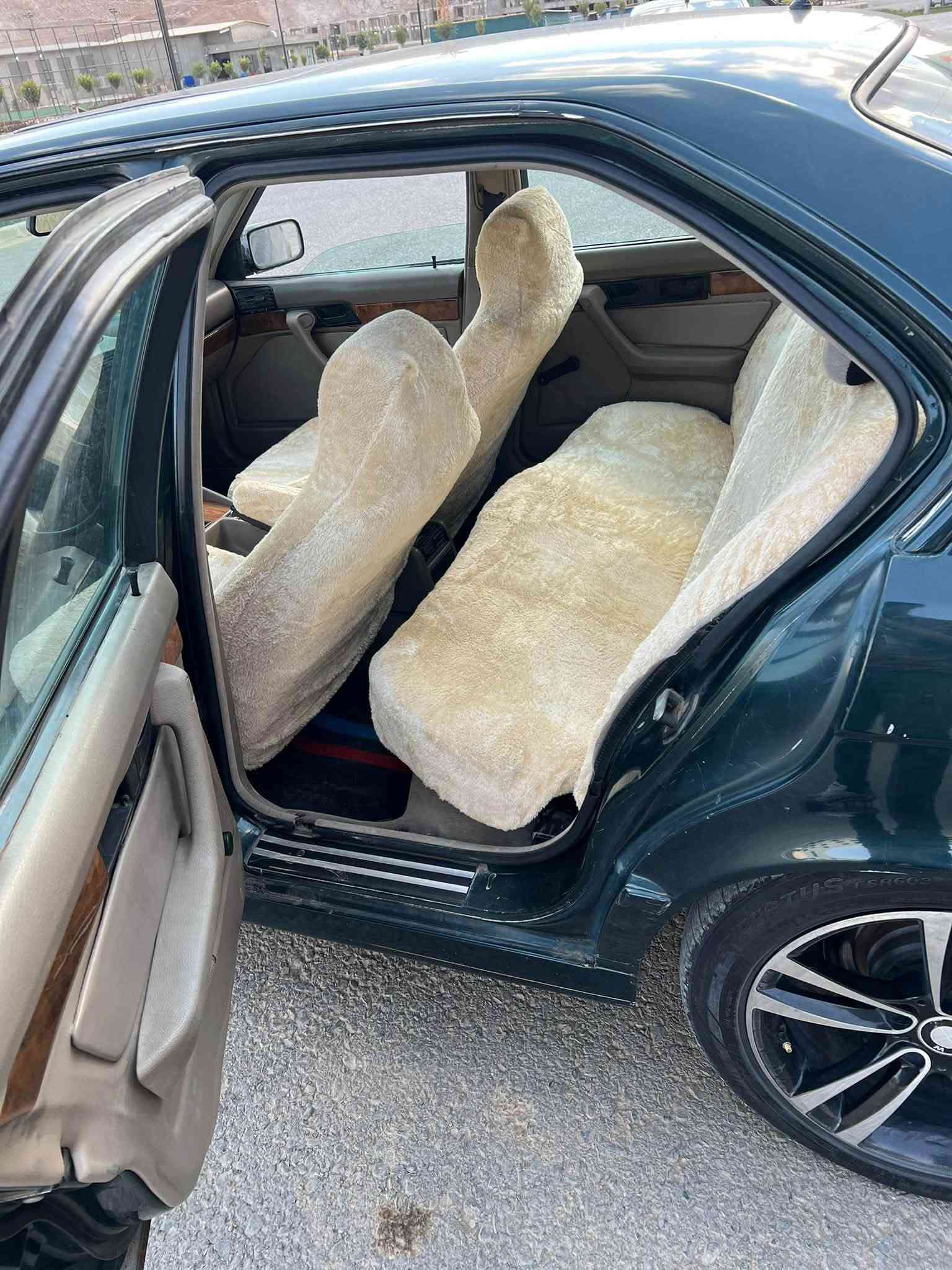 ماشەڵا لە ماڵی هەموو لایەک 
Bmw 520 تۆماتیک 
نمونەی جوانی پاکی 
تا بڵێی بەقوەتە
سڵایت ٢ جام کارەبا  
گێڕو مەکینەی بێ کێشەیە 
ئاڕم پلاسیک سلێمانی ئاڕم و دارو بەرد بەشەرت 
تۆزێک مەسرەفی هەیە 
شوێن ڕانیە تەلە فۆن کەن لە خمزمەت دامە 
***********
***********
