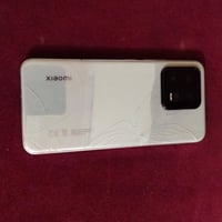 شاومي ١٣ • ٢٥٦ • كسر خفيف بالظهر