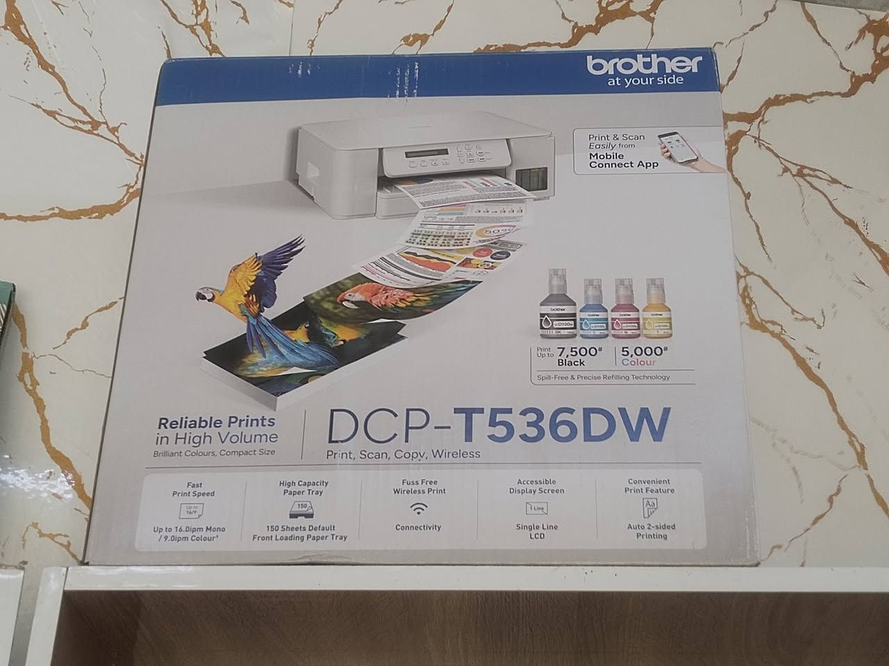 السلام عليكم طابعه برذر T536DW للبيع صار شهر من جبتها  تدعم الإسكنر ول استنساخ وطباعه الصور بلورق الامع  سبب البيع مامحتاجاها كامله اي مشكله مابيها تفحص وتاخذها يجي وياها 3 بندات ورق وسيتين حبر سيت بيها وسيت اظافي أو. سيتين ورق جوجو للمهتم خاص او علا الرقم ***********
