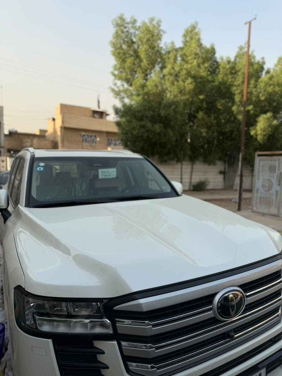 لاندكروز ٢٥ ساز • ماشيه ٤٠٠٠ • رقم بغداد