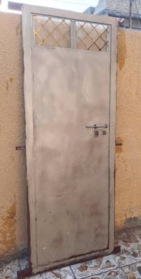 باب حديد • صبغ كامل • قفص مكيف