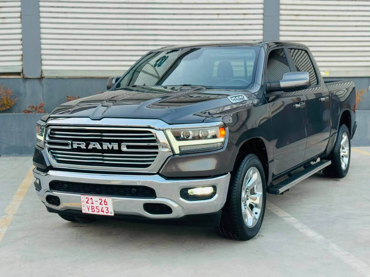 RAM 2024
رام 2024 
محرك V6  3.6 ايتورك
ماشيه 20 الف ميل 
فور ويل 4X4
بودي قصير قصير باب كبير 
مراصفات ترادسمان 
حادث بنيد تبديل بلادي
بدون دواخل ارباك سستم
السعر/: 250
عنوان كركوك 
***********
