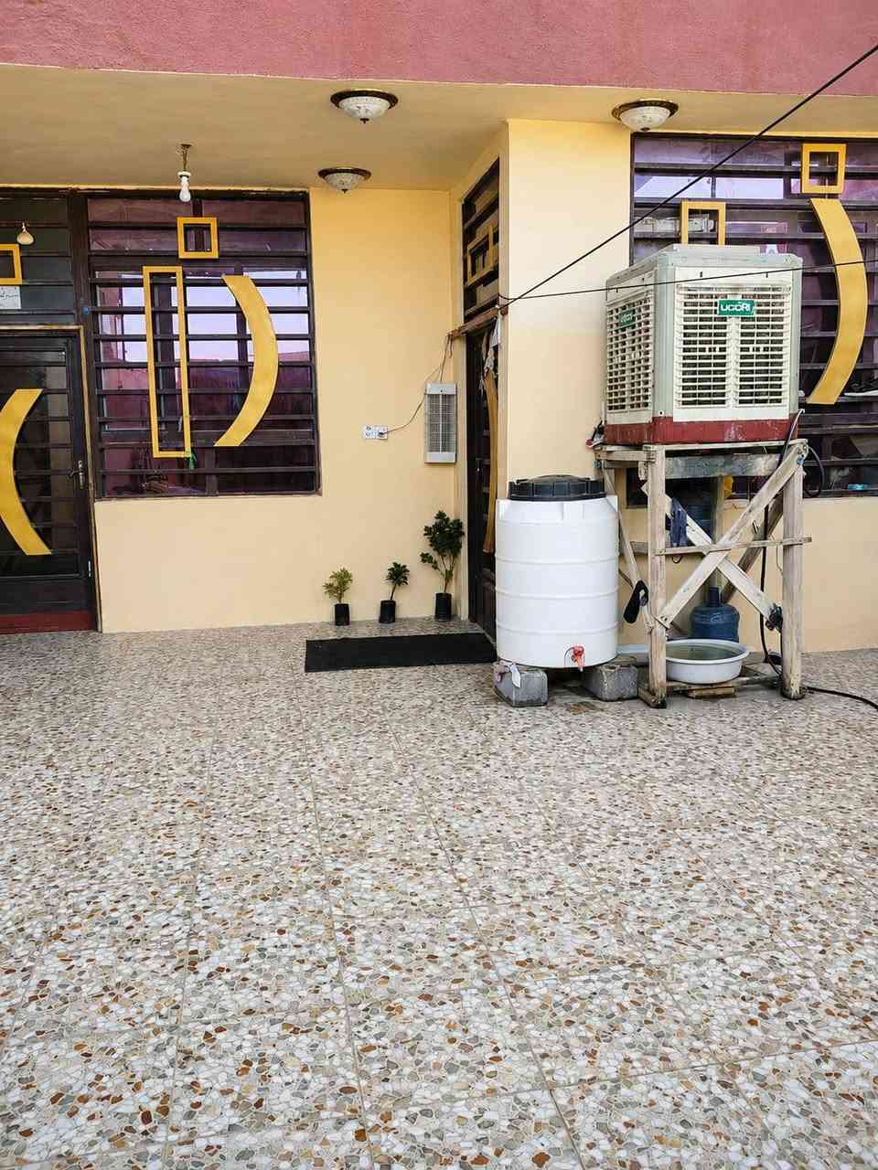 🏠 للبيع دار سكني – فرصة بسعر مناسب
📐 المساحة: 175 م²
🏡 يتكون من: • غرفتين نوم
• صالة
• استقبال
• مطبخ
• صحيات خارجية
• الدار ضمن منطقة سكنية
⚠️ ملاحظة: العقار تجاوز
💰 السعر المطلوب: 50 مليون فقط
🔑 البيع للجادين، والمعاينة متاحة.
📞 للاستفسار والتفاصيل: [***********]
📍 الموقع: [المنطقة الثورة خلف محطة حمورابي خلف قرب مولدة ثأئر عوني/المدينةبابل]
