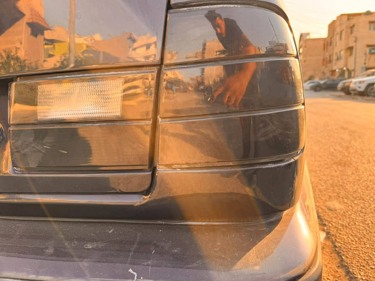 سلام عليكم بك لايت جديد اسود بلادي كلشي ما بي مكفول مراوس اريد بلادي احمر أو بيع الاستفسار اتصل *********** العنوان بغداد زيونه
