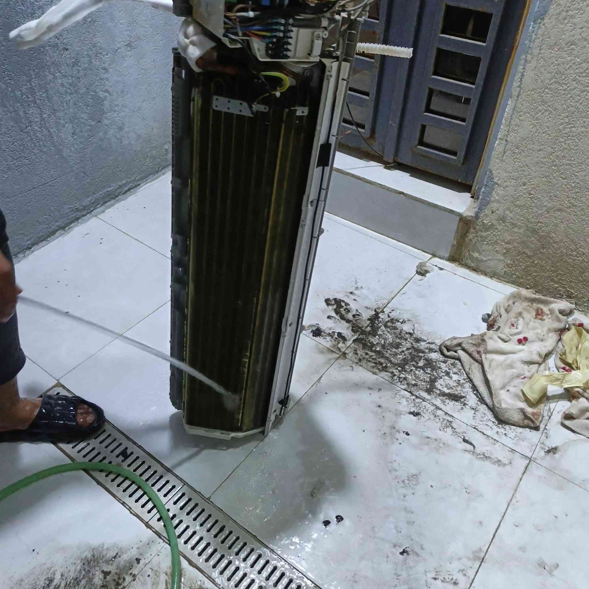 مستعدون للنصب وفتح وتنضيف وصيانه جميع السبالت. بانواعهاا
  عندك سبلت عاطل عندك سبلت فتح عندك سبلت

 شد. عندك سبلت تنضيف عندك سبلت للبيع نجيك

 للبيت  التواصل اتصال او  علئ وات ساب***********
