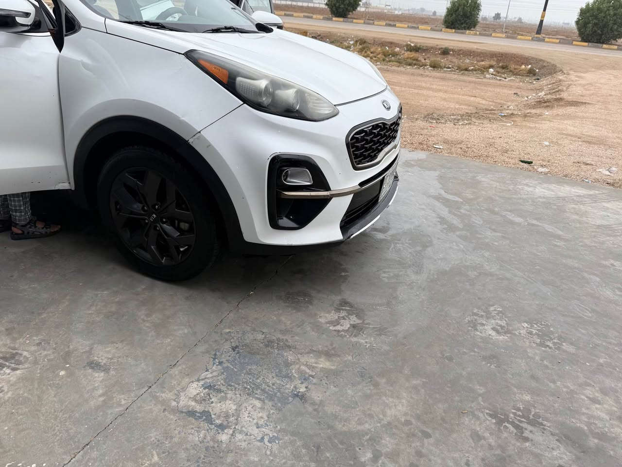 كيا سبورتاج موديل 2020 فول مواصفات عدا البصمة بانوراما داخل جلد ابيض كاميرا خلفية رادار امامي رادار جانبي نقطة عمياء تحديد مسار تحكمات ستيرن شفتات ستيرن محرك ٢.٤ مكفوله عدا قطعة وحده بدون دواخل بدون ايرباك ولا كلوب بالدشبول موضح بالصور الباقي مكفول كير محرك صبغ وضع الشركة ماشية 125 الف كيلو عارضها ب167 ورقة بيها مجال بسيط للاستفسار *********** بغداد, العراق
