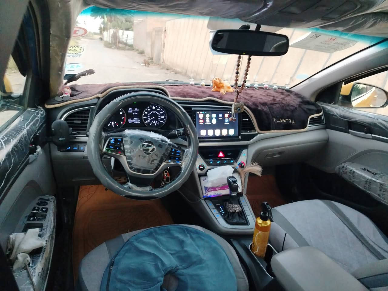 سلام عليكم انتره ١٧ سياره كامله كير مكفول محرك ٢٠٠٠ مكفول تخم تاير تبريد ثلج سياره مبيه نقص شي حادثه امريك جملغ وخشت البنيد المكان بغداد المحموديه رقم *********** السعر ١٠٧ بيه مجال قليل@
