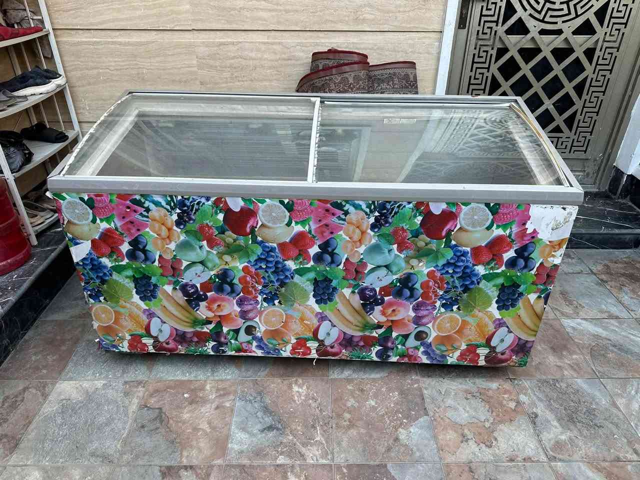 للبيع عارضة ارضيه طول متر ونص مكاني بغداد الشعله للستفسار***********
