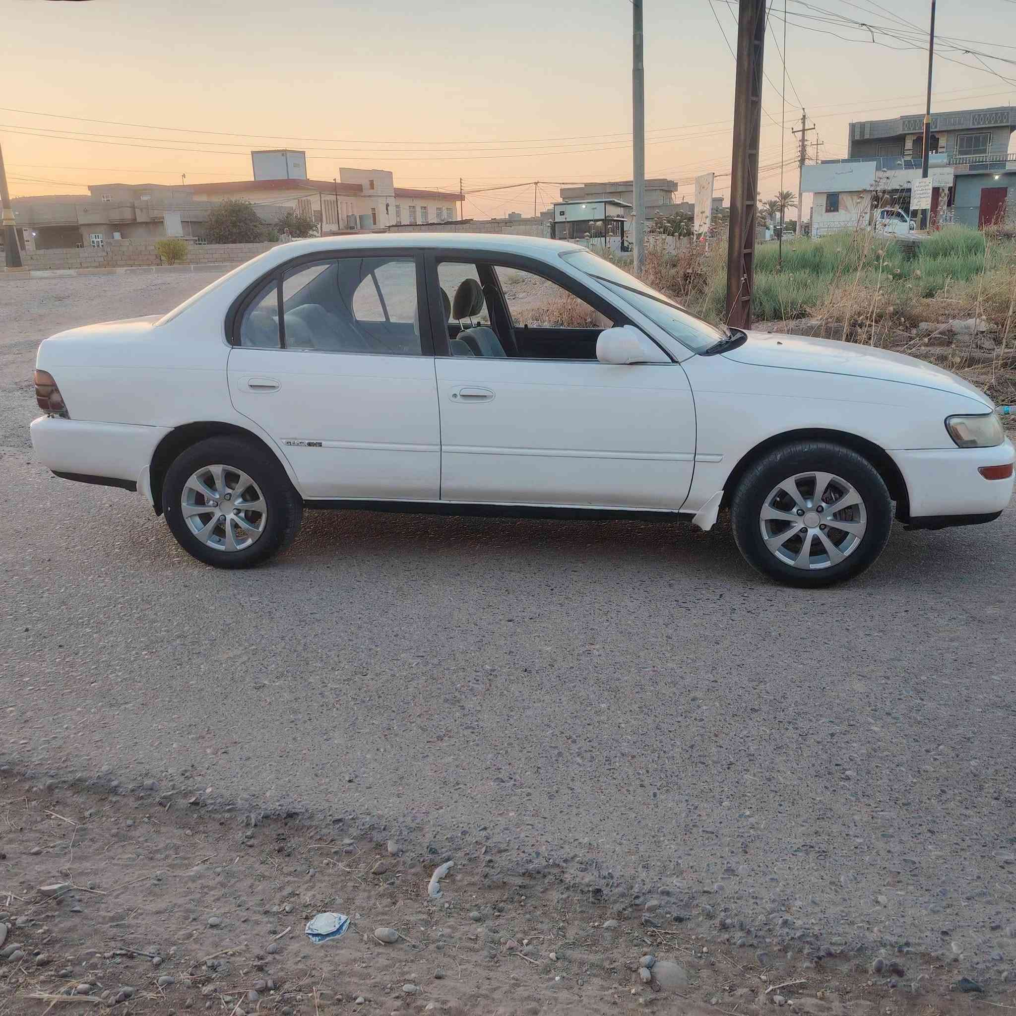 كورلا موديل ١٩٩٣ يسار اصلي رقم فحص صلاح الدين بدون تحويل راعيها متوفي بيها واجهة كله جاهز السعر ٢٥  .   للاستفسار ***********
