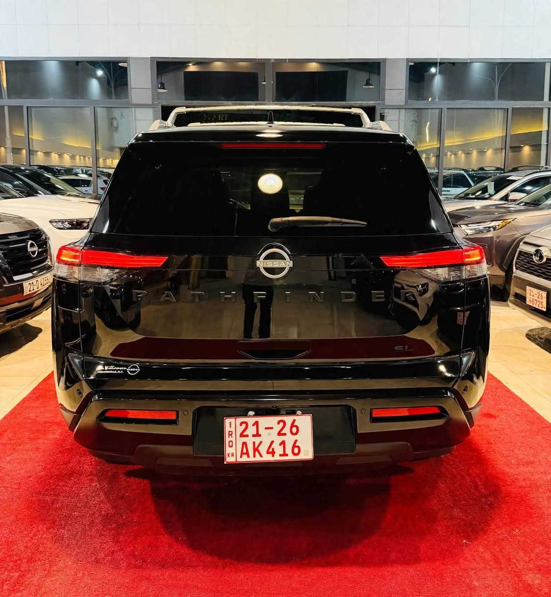 NISSAN PATHFINDER. 2025 SL  AWD  PLUS 

(كاتي)
تترقم شمالي(اربيل،سليمانيه،دهوك)

🚨🚨
السعر علق الرقم (25)🔰 💵💲تابع الصفحة ✅
اللون: اسود 

الموديل :2025 

نوع المحرك : 6 سلندر (3.5L) 

عداد المسافه: الف مايل فقط

الضرر: كما موضح بالصورة.  + رقم الشاصي مرفقه في المنشور

المواصفات: 

سقف بانوراما 
ستيرن تدفئه
خمس كاميرات (360)
بصمه تشغيل
بصمة اربع ابواب
تشغيل عن بعد 
كشنات VIP 
كشنات تدفئة 
ستيرن تدفئة 
كشنات كهرباء
رادار امامي
رادارات جانبيه
رادار خلفي
حساس خلفي
شاشه كبيرة
مانع انزلاق
كروز سرعه
هاند بريك بصمه
اوتو هولد
نظام ايكو نورمال سبورت
صندوق كهرباء
7 راكب

العنوان : كركوك حي الخضراء شارع المعارض 

معرض هشام الحمداني لتجارة السيارات 

للأتصال والأستفسار☎️☎️

***********
***********
***********
