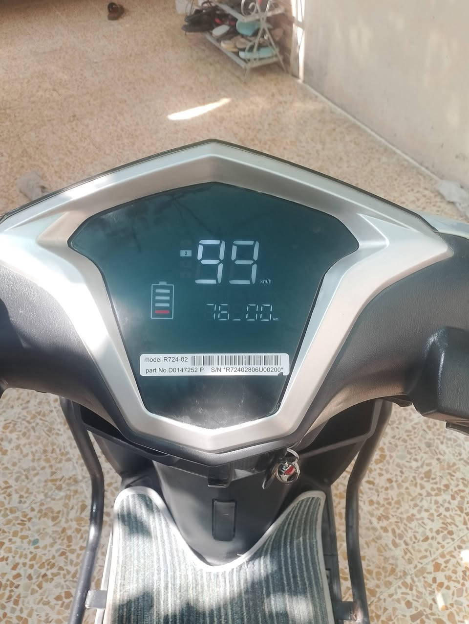 دراجه سكنز للبيع ٦ بطاريات السعر600 الف للاتصال ***********
