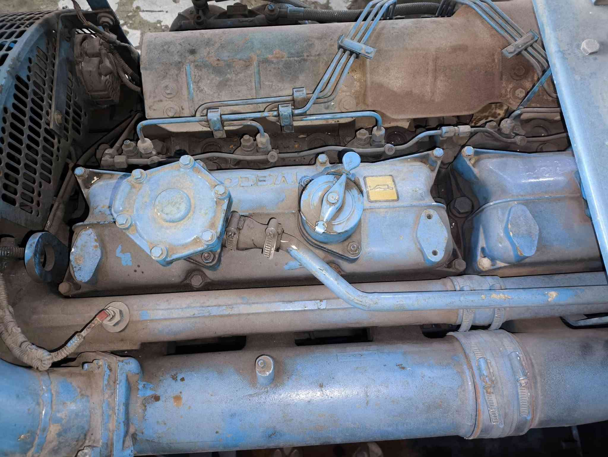 افيكو حجم 137 كايد 13 توليد 375KVA بلادي وارد ما مشتغل بالعراق العنوان اربيل للأستفسار الإتصال *********** يوجد توصيل لكافة المحافظات وبضمان 🚛

