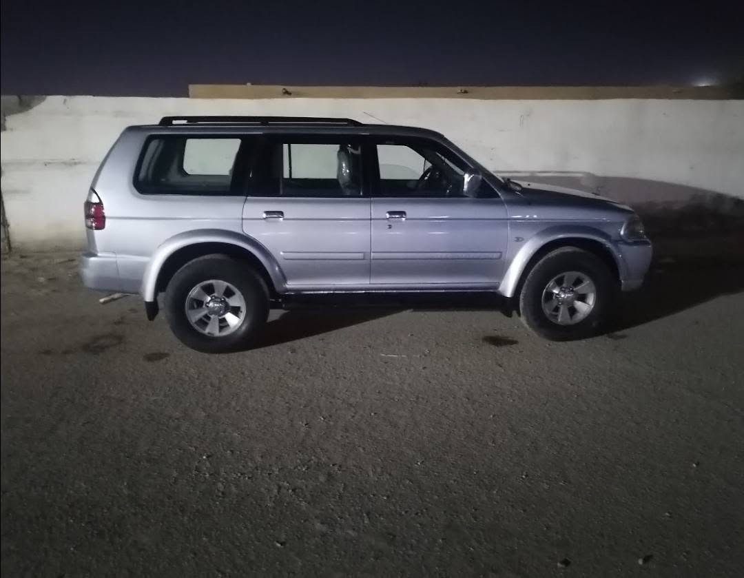 السلام عليكم
للبيع ميتسوبيشي ناتيفا

2007  هزة جديدة 2031 رقم بغداد الانكليزي

مكينة   V6      3000    

السيارة نضيفة كما موضحة بل صورة تخم تاير وباتري ودوشمة جديدة 

السيارة عليهة ادامة بلكات ونوازل و تنضيف غرف الاحتراق 

كهربائياتهة كلهة شغالة 

السيارة مصبوغة عام 

السعر 92 وبيهة مجال 

مكان السيارة ديالى بعقوبة 

للستفسار الاتصال بل رقم او واتساب 

***********
