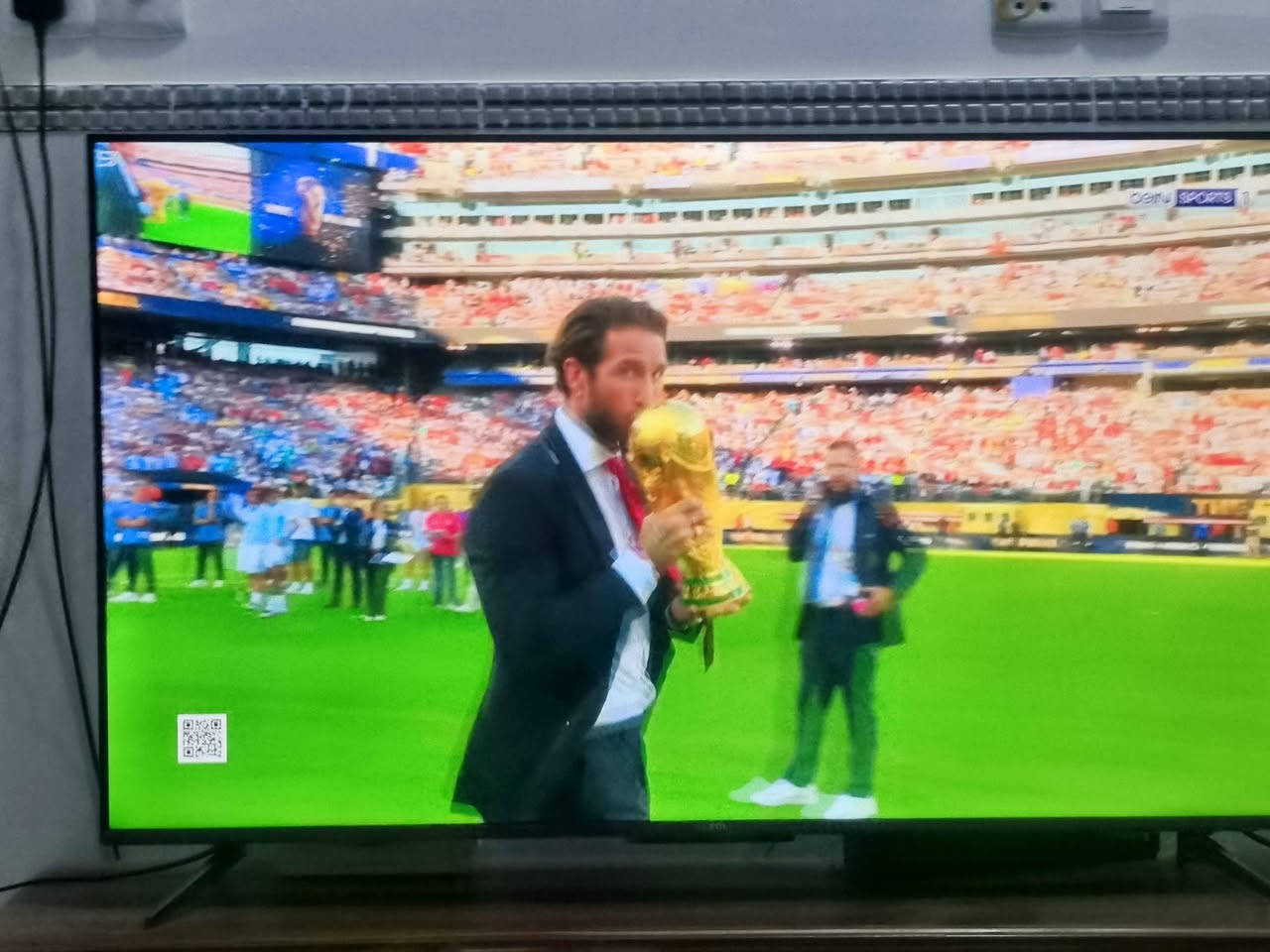 شاشه tcl بدقة 4k حجم 50 موديله وتفاصيلهه بالصور مكاني بالناصريه توصيل داخل الناصريه فقط/ *********** ناصرية, ذي قار
