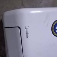 سبلت • جديد • قابل تفاوض