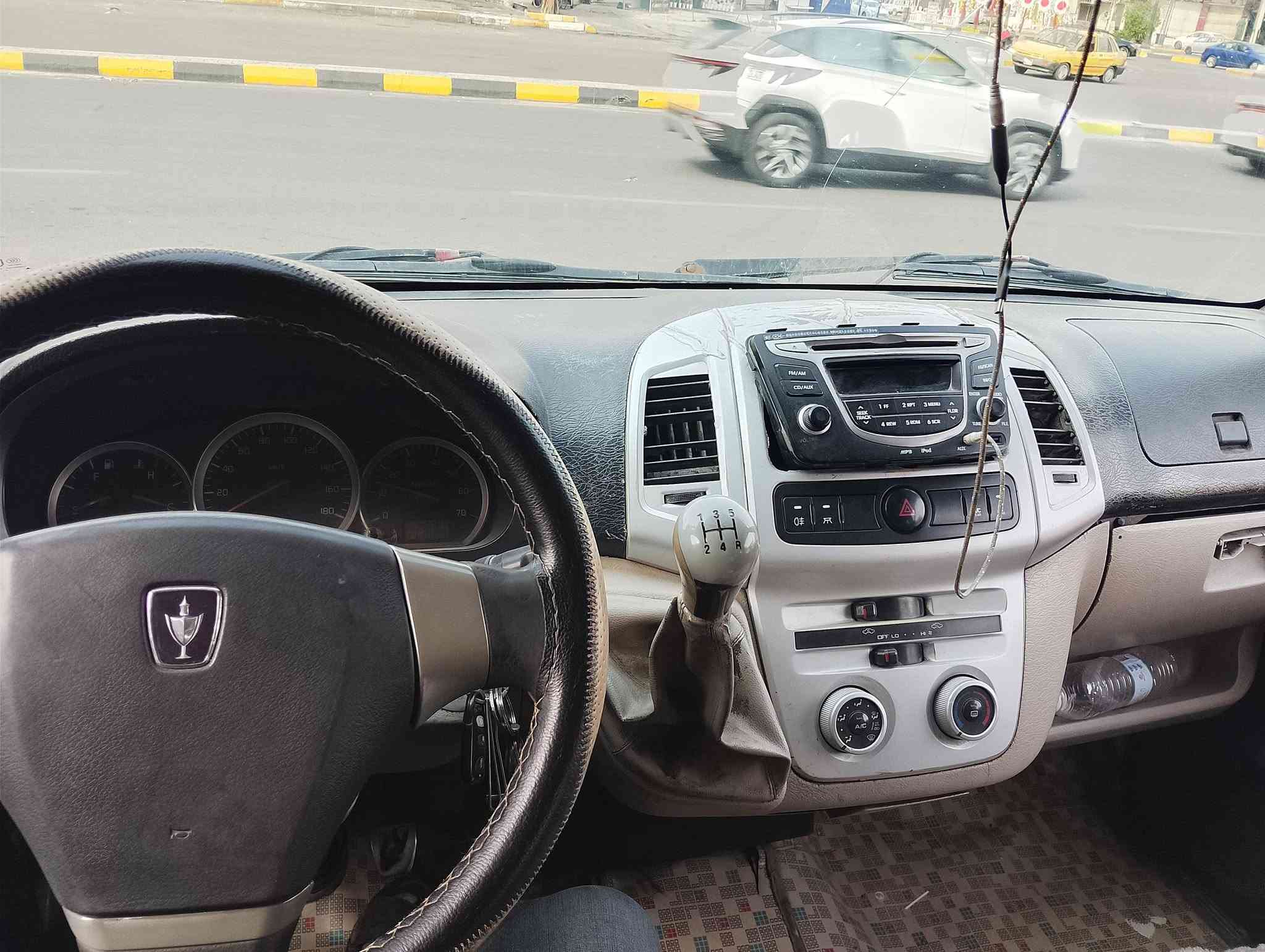 السلام عليكم H1للبيع السيارة مصفرة غرامات وهيئة وهزة جديدة باسمي بيها محرك ونجي الحديث تخم تاير صدر جديد كهربائيات شغالة كلها التبريد عاطل مكاني بغداد السعر٧٠زرقة وبيها مجال تعال شوفه بعينك وتدلل الاتصال ***********واتساب *********** اقرأ المنشور زين السيارة رقم بغداد انكليزي
