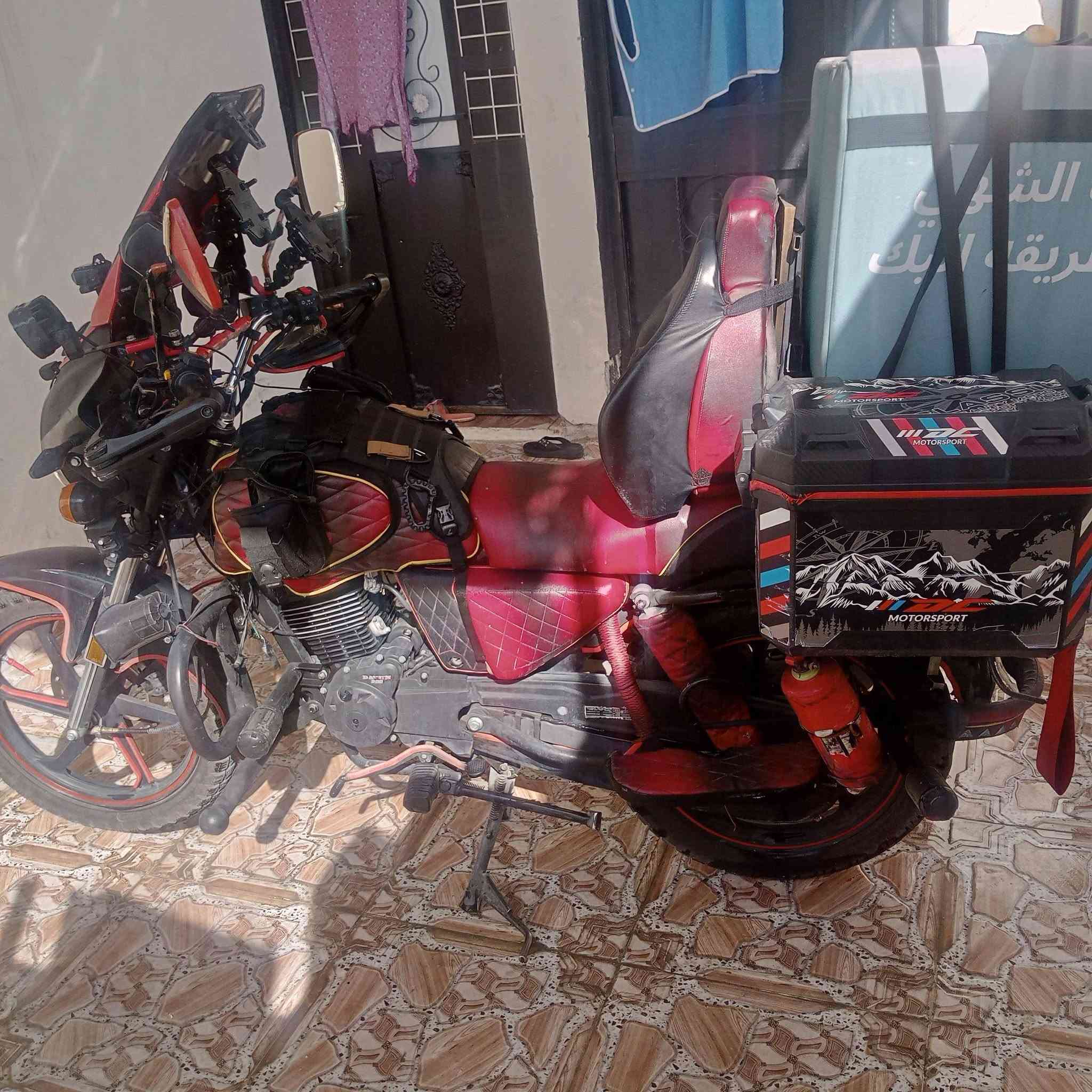 لبيع دايوان اي24باب اول محرك مامفتوح 200 مرقم اربيل شرط تحويل تراجع بسمي***********
