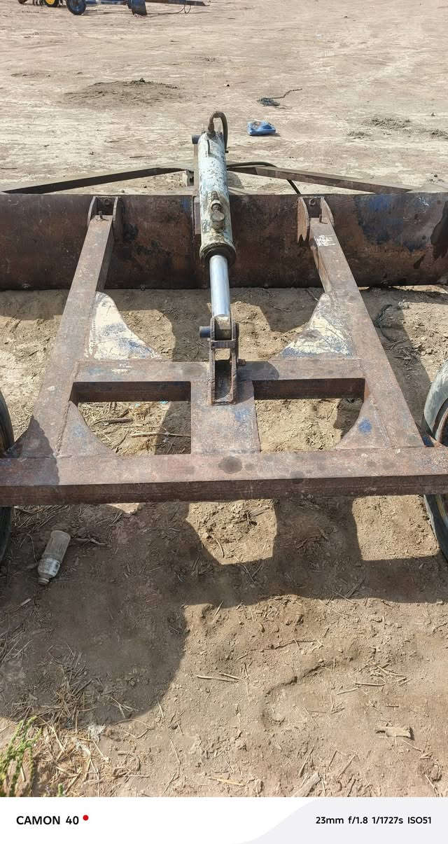 السلام عليكم يوجد معدات زراعيه للبيع بانواعها مرازه طابعات العدد اثنين فرماشه او رفاس اندبليت عنوان بابل شوملي ***********
