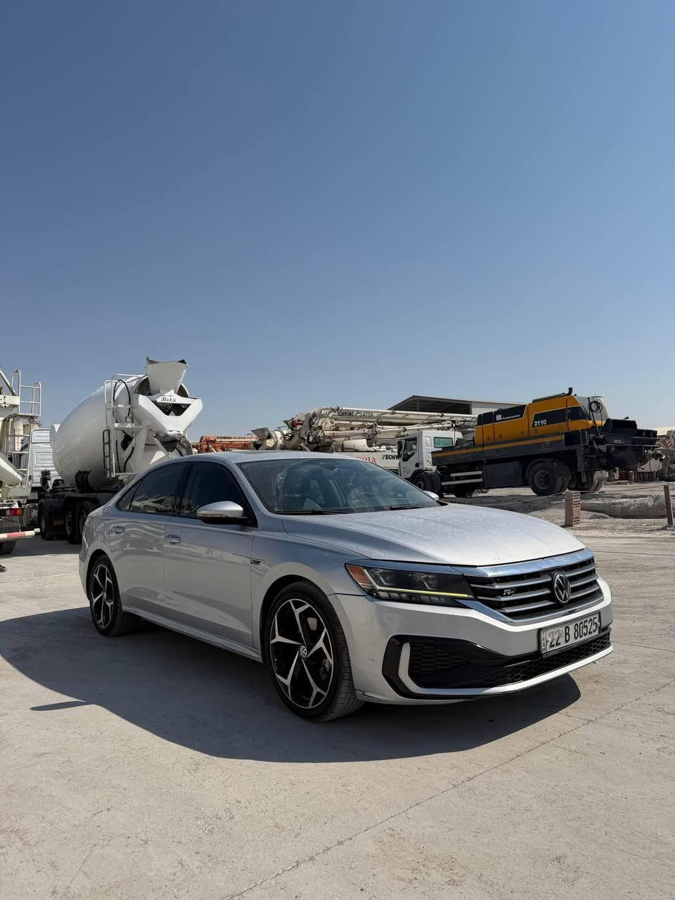 Passat R line 2020 کلین
سەیارەکە بێ سبوغە بێ لێدرانە پشت و پێش کەپس بێ ئێرباگ
سەیارەکە گێر و مەکینە و کارەبایاتی بە شەرتە 
فولل ماصفاتە سەیارەکە سلایتە کوشین کارەبایی و خەزنە 
دەبڵ گێرە ٣ مۆدە  راداری پشت و پێشی بە شەرتە ٣٦٠ پلە کامیرە ئاوێنە حەساس خەتی جادەی تحدی سرحە 
فولل فوللە سەیارەکە تحویل غەرامە بە شەرت
سحری ١٣٧ وەرەقە و مەجال
*********** أربيل, العراق
