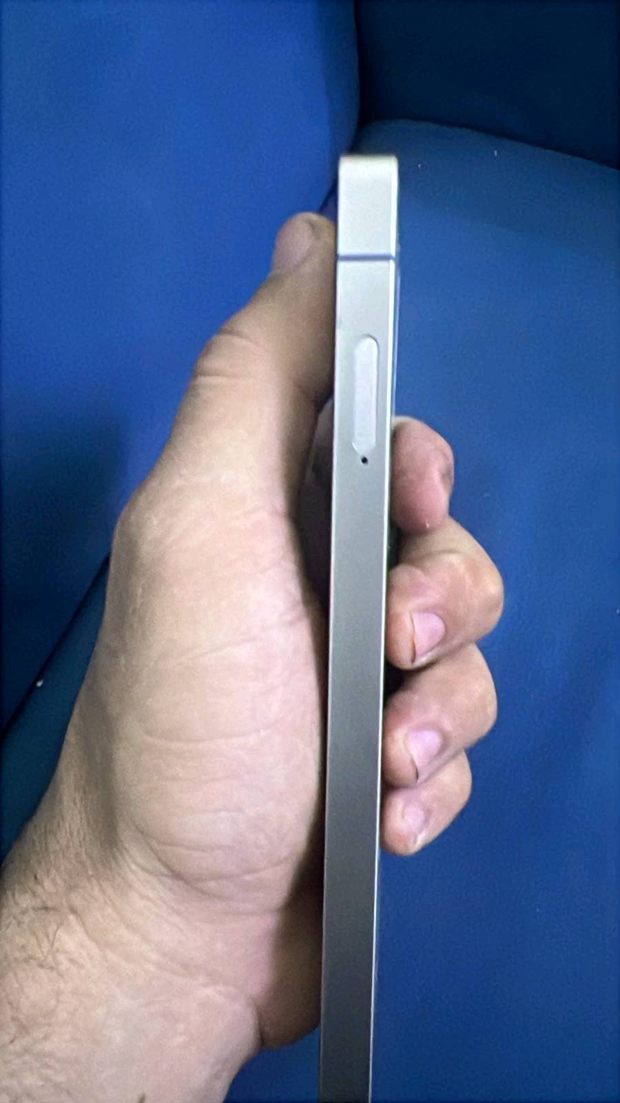 C25 • موبايل • للبيع