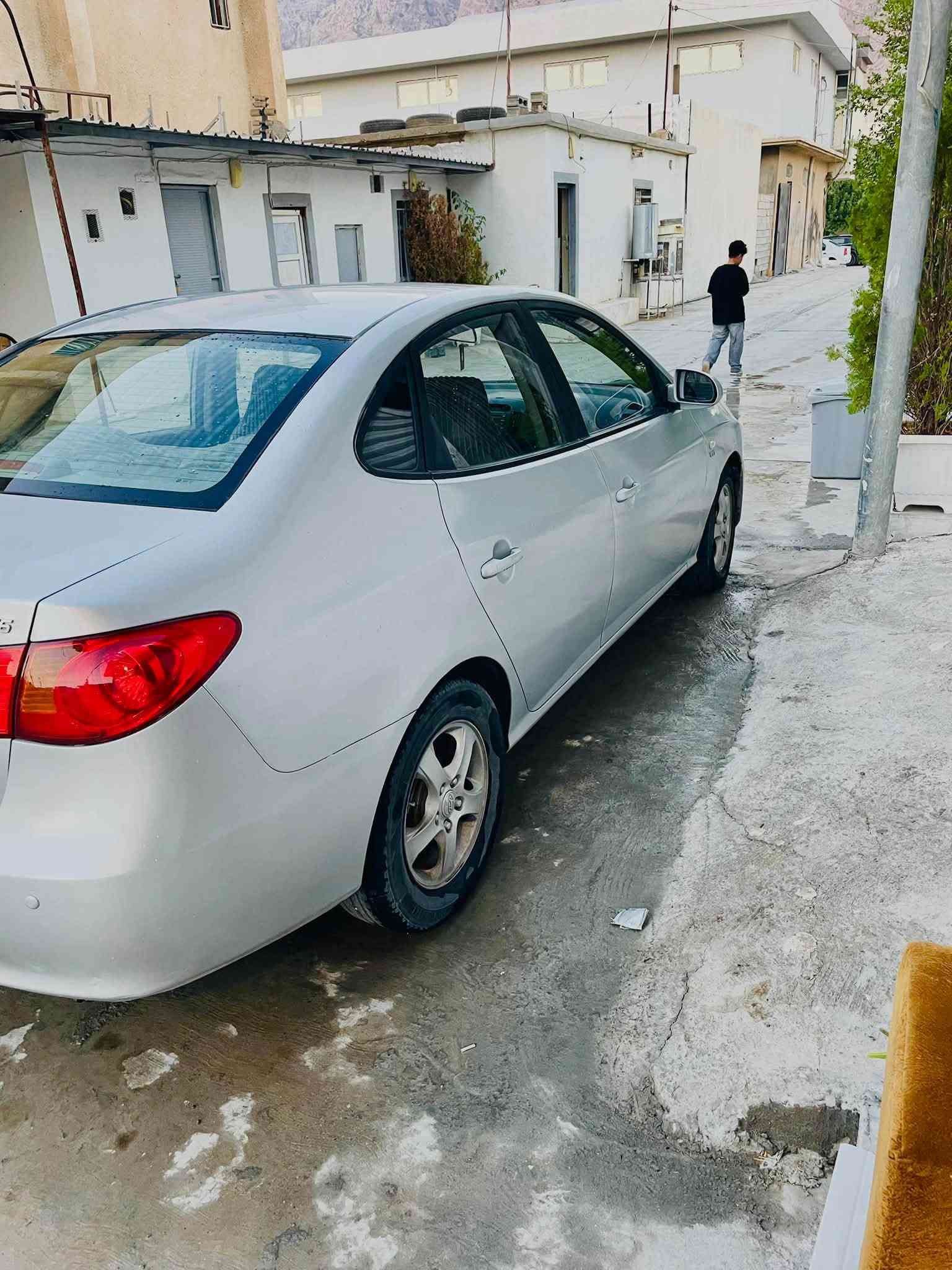 بەناوی خوای گەورە ئاڤانتی ٢٠٠٨هەمووگیانی بەشەرت کارەبایوو مەکینەو تەقەو ڕەقەهەمووی بەشەرت کامل مەسرووفکراوە سەقفی وەک شووشەیا شوێن بڕاوەکانی چاکراوەتەوە سعری ٤٦گەلاو مەجالێکی کەم ***********
