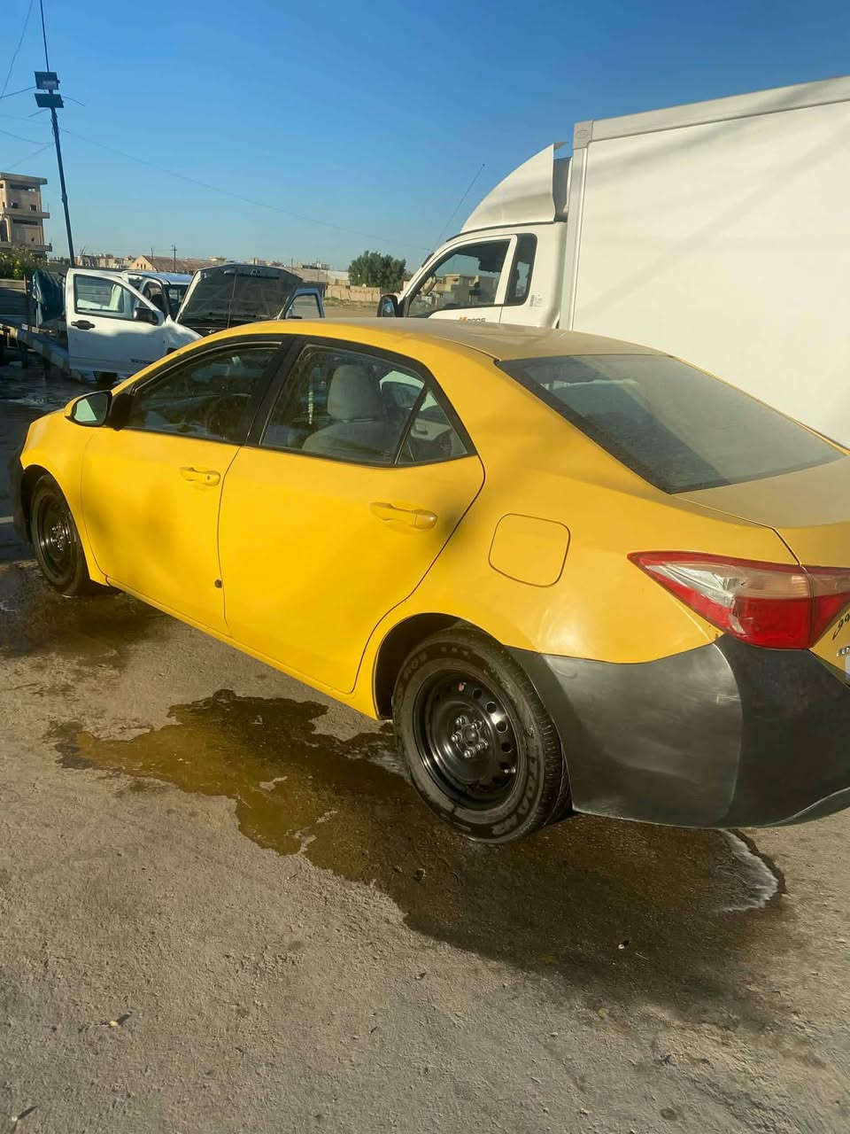 سلام عليكم كورلا تكسي موديل 2019 البيع سعر 130 ورقه جاهزه مابيه اي نقص رقم بغداد 
بس حادث مال امريكا جاملغ امامي فقط اي ضربه بلعراق مابيه *********** اتصال و خاص
