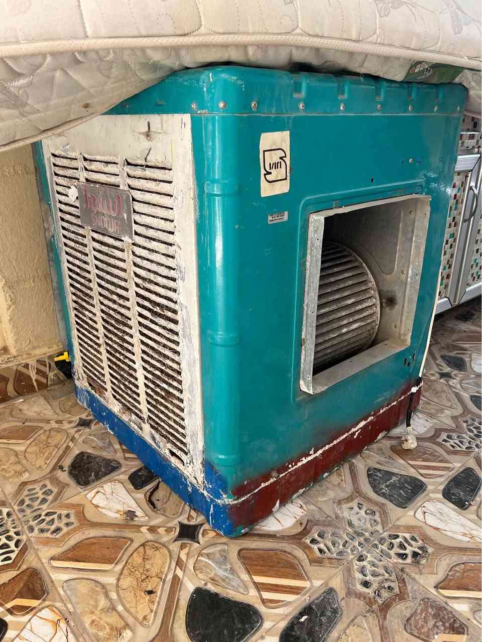 مزاد انس الوندي

مبرده حجم اثنين ونص كامل شغال سرعه ثابته سعر 65 الف 

رقم 📞 ***********

واتساب *********** خناقين, ديالى

