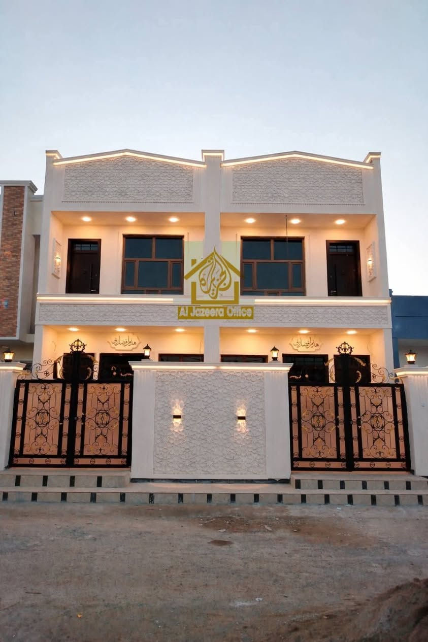 🏡 دارين للبيع – بعقوبة / تقاطع القدس

📍 دور الزراعة الثانية
📐 المساحة: 125م² | واجهة 5م × نزال 25م
🏠 طابقين + سطحين | 4 غرف نوم | استقبال | صالات | مطبخ | 3 حمامات

✨ تشطيب راقٍ: واجهة تركي، بورسلين، أبواب تركي، سقوف مغربي، إنارة مخفية، كاميرات، سبالت، نظام غاز وعزل للسطح.

📜 طابو زراعي سند 25
💧 خدمات كاملة: ماء، مجاري، كهرباء وتبليط.

📞 وسام: ***********
📞 عمار؛  *********** 

🟢 مكتب الجزيرة لبيع وشراء الأراضي والدور السكنية
