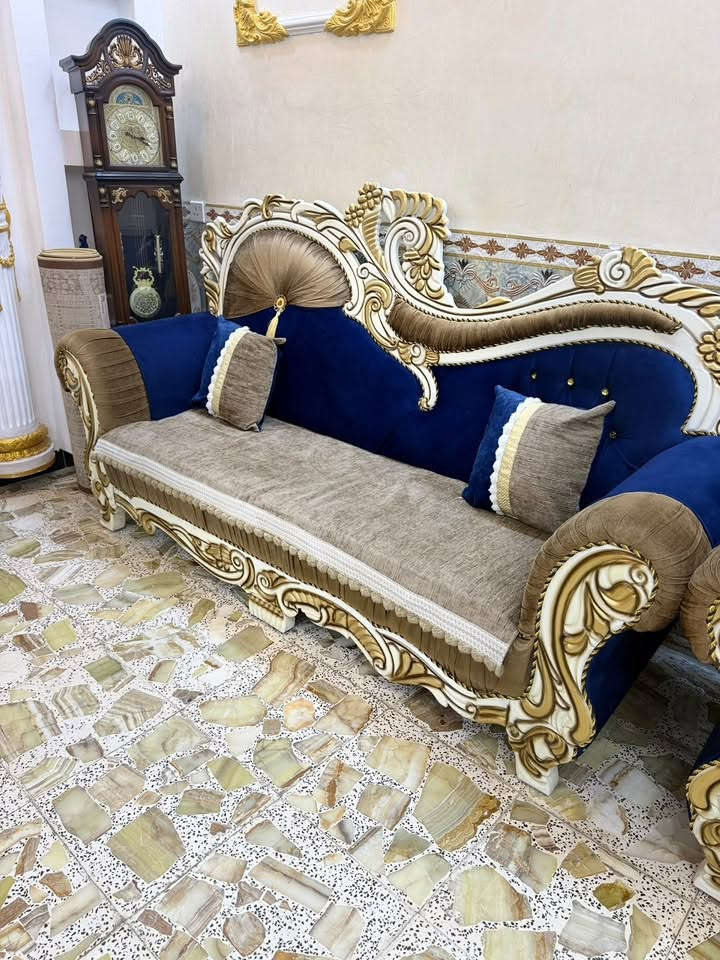 السلام عليكم
ثنين تخم كرويتات 
تفصال عراقي 
‏مع اضافة الطبلات عدد ثمانية
سعر مليونين ونصف
للاستفسار 

***********
