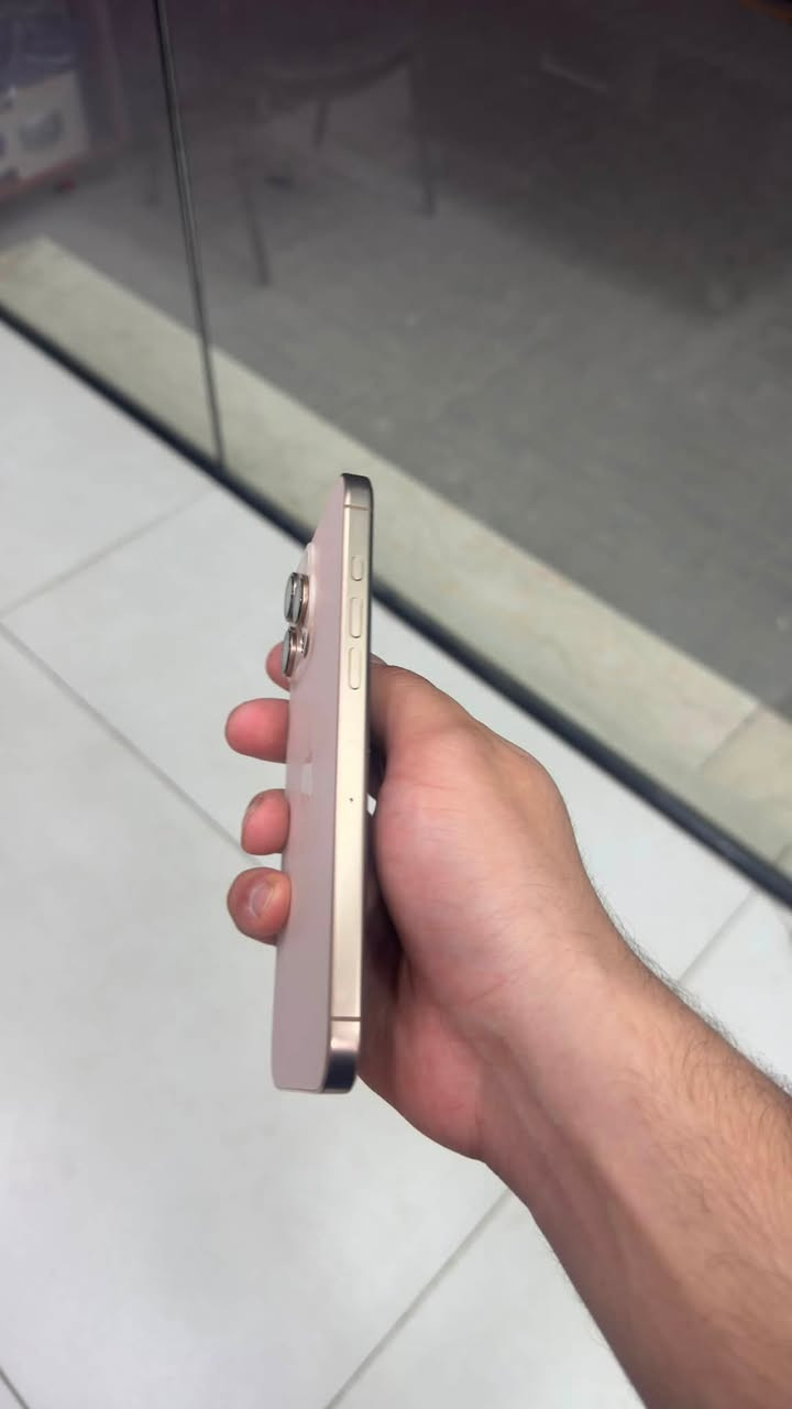السلام عليكم للبيع ايفوان16pro max
شرق اوسط بطاريه91🔋 الجهاز نضيف كلش
استعمال شخصي 256 سعره 1275 وبي مجال بسيط 
الاستفسار*********** 
الجهاز مع كامل ملحقاته
