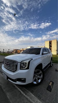 يوكون SLT • ٢٠١٨ • ممشى ١٦٠٠٠٠ كم