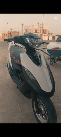 ماكس عدلة • نقص كهربائيات • كلجات رياضي