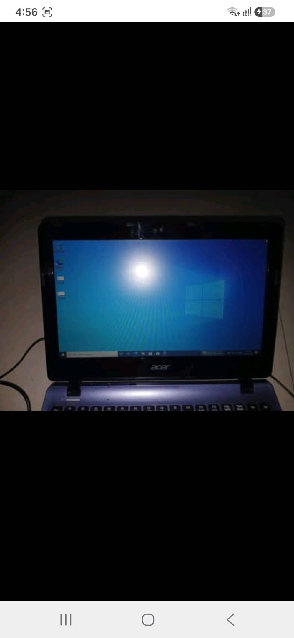 laptop Acer EOOK721 cpu 2.16  500HDD i3 Intel HD Graphic
شنو حالة اللابتوب هسه: بيه خدوش، كسر، مفصلات مرتخية، أو أي عطل بالشاشة/الكيبورد/البطارية؟: 
لا يوجد
البطارية شكد تقريبًا تبقى تشتغل ويا الاستعمال العادي؟ وهل الشاحن الأصلي موجود ويّا الجهاز؟: 
٤ ساعات