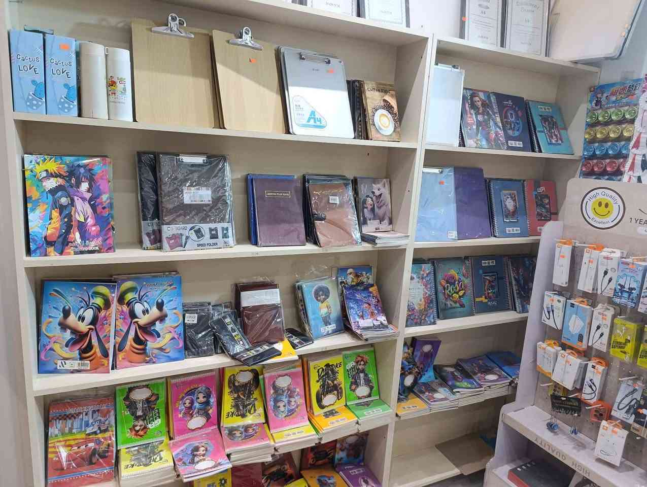 رفوف للبيع عدد ٦ بسعر مناسب جدآ
للاستفسار اتصل على ***********
