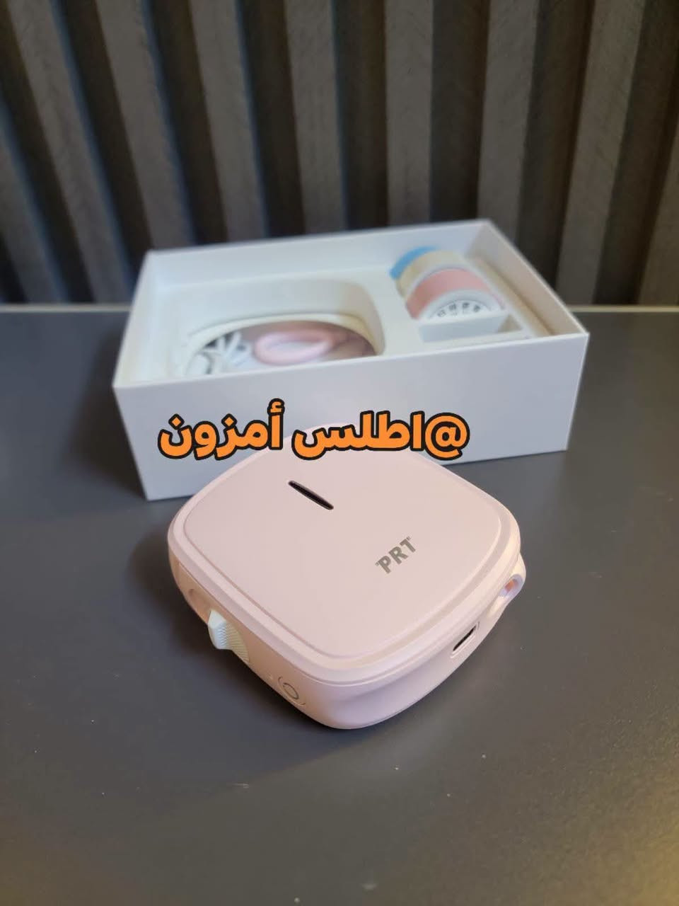 طابعة ملصقات بلوتوث محمولة من ماركة PRT طراز Qutie باللون الوردي.
🔷تُستخدم لطباعة الملصقات المخصصة للمنزل والمكتب لتنظيم الأغراض.
🔷تعمل عبر البلوتوث وتتصل بالهواتف الذكية (iOS و Android) عبر تطبيق خاص.
🔷تتميز بحجم صغير وخفيف الوزن، ولا تحتاج إلى حبر أو تونر لأنها تعتمد على الطباعة الحرارية.
🔷تأتي مع بطارية ليثيوم قابلة لإعادة الشحن بمنفذ USB ورولات ملصقات ملونة.
متوفر بسعر 15 الف
متوفر توصيل الى جميع محافظات العراق 5 الف 
🔷للحجز خاص ماسنجر او واتساب
🔷رقم الواتساب ***********
