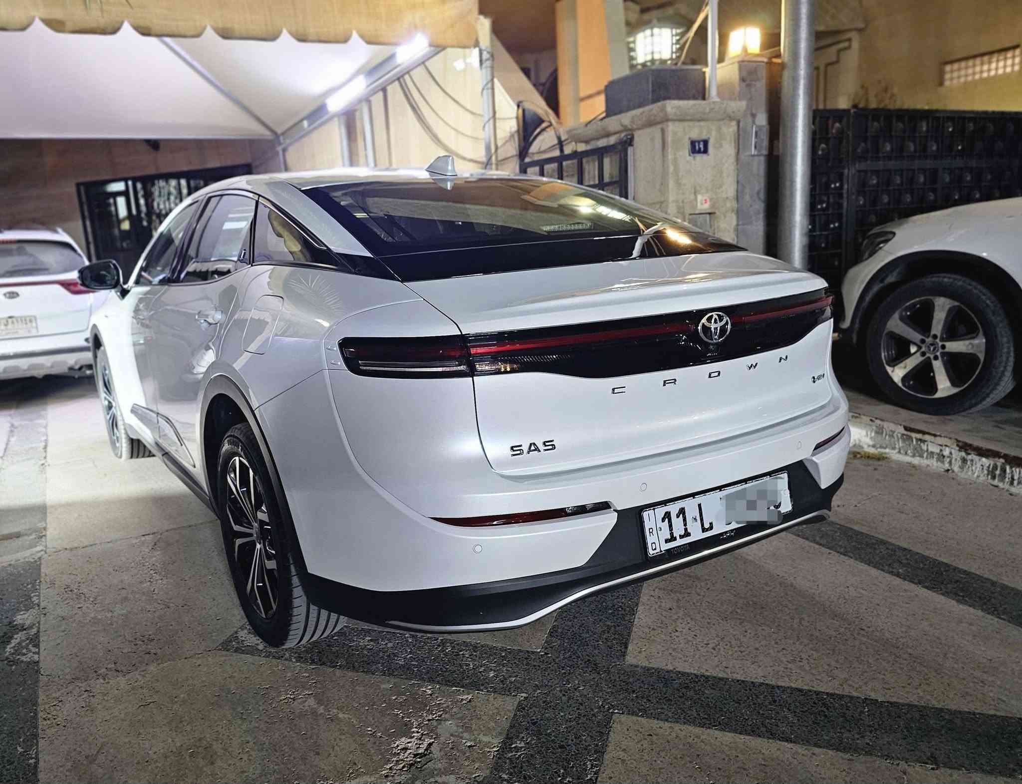 كراون ٢٠٢٥ ،ساز ،بريميوم اخت الزيرو
ماشية ٣٥٠٠ فقط مكفولة من كل شي عدا ملاحظة بسيطة موضحة بالفديو 
السعر ٣٦٥$ 
***********
